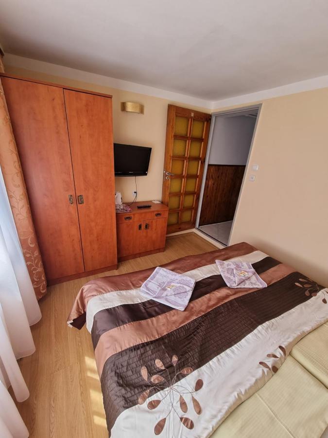 Hotel Gosciniec Pod Polna Roza 2 Misdroy Exterior foto